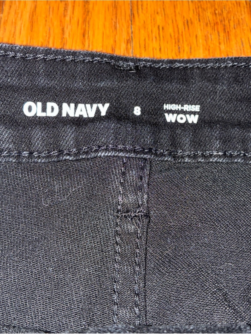 Old Navy Black Women's Bermuda Shorts - Cuffed Hem - Picture 2 of 10